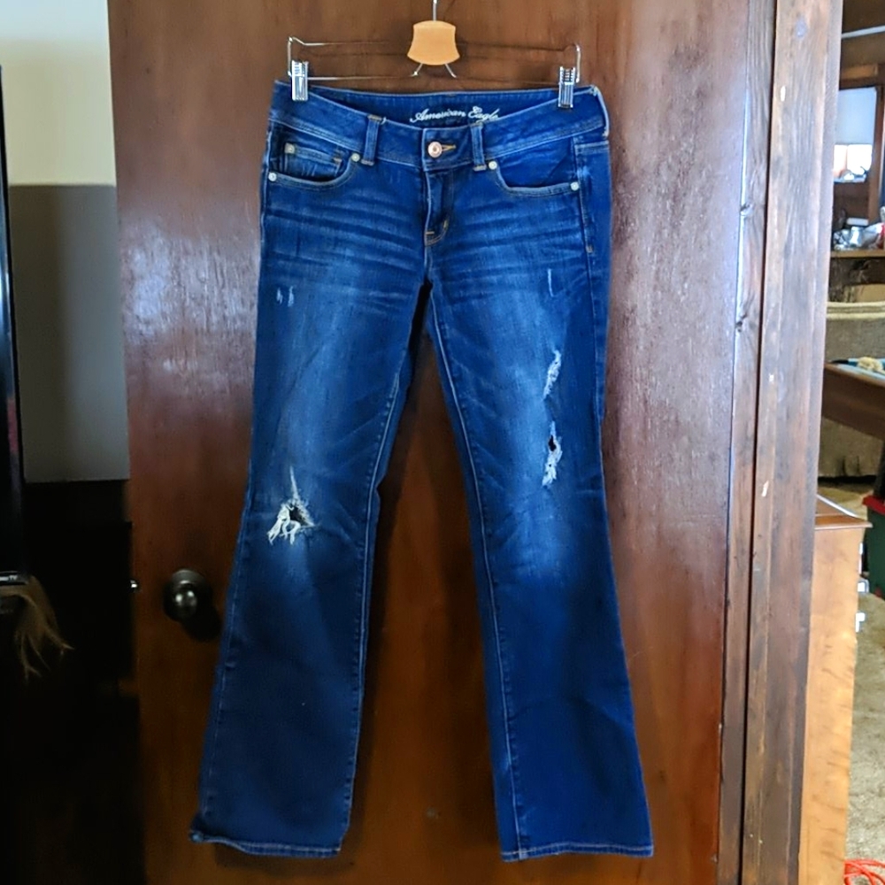 American Eagle Distressed Jeans